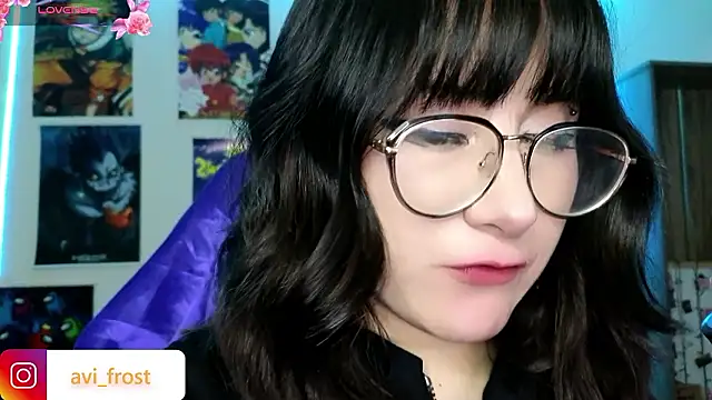 Snapshot of avi_frost chatting on 12/05/24, 11:12 avi frost online show from 12/05/24, 11:12