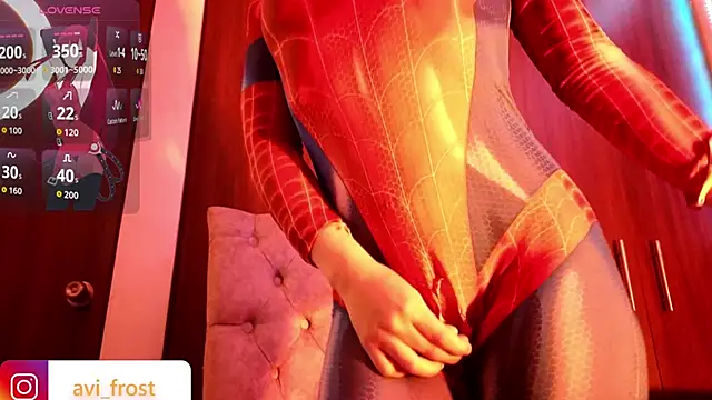 Snapshot of avi_frost chatting on 09/22/25, 10:21 avi frost online show from 09/22/25, 10:21