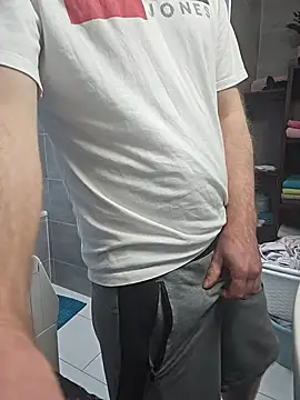 Snapshot of geiler89 chatting on 10/30/25, 06:38 geiler89 online show from 10/30/25, 06:38