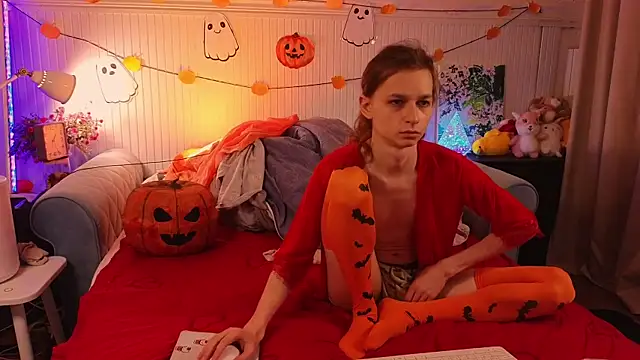 Frank Fraer online show from 10/31/25, 10:27