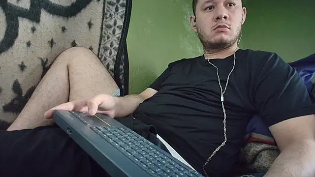 sweet cock28 online show from 10/24/25, 03:33