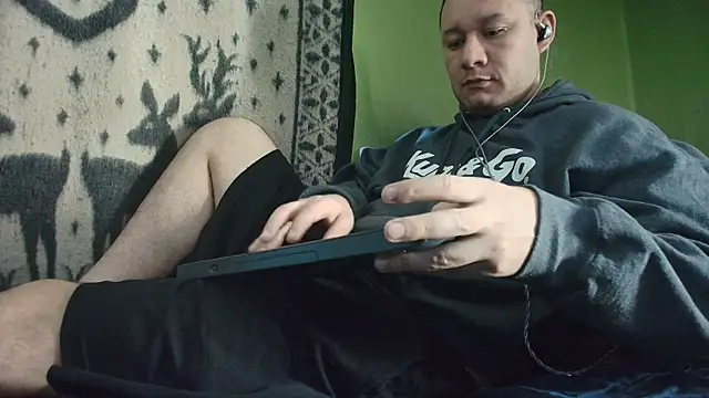 Snapshot of sweet_cock28 chatting on 07/13/26, 02:49 sweet cock28 online show from 07/13/26, 02:49