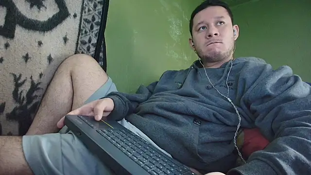 sweet cock28 online show from 11/03/25, 03:26