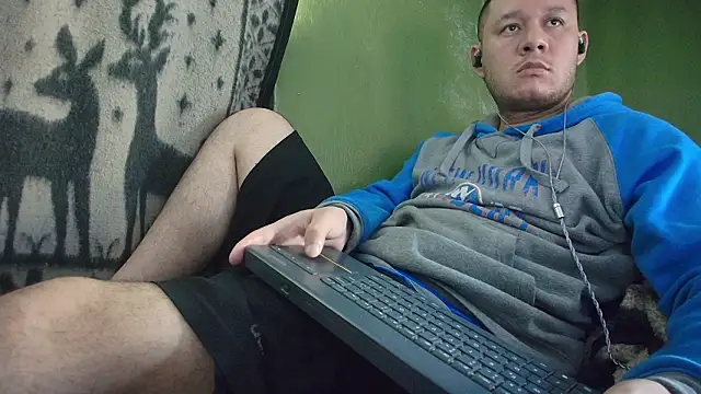 sweet cock28 online show from 02/13/26, 03:23