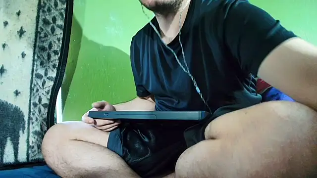 Snapshot of sweet_cock28 chatting on 03/15/25, 06:54 sweet cock28 online show from 03/15/25, 06:54