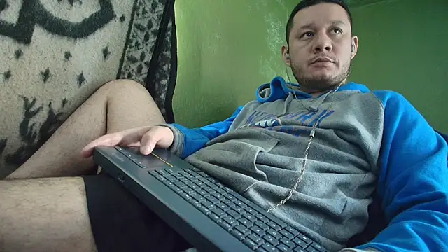 sweet cock28 online show from 11/25/25, 03:45