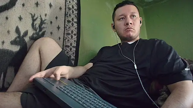 sweet cock28 online show from 04/17/26, 03:26