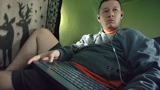 sweet cock28 online show from 04/12/26, 02:09