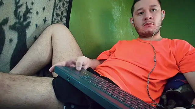 Snapshot of sweet_cock28 chatting on 02/28/25, 03:37 sweet cock28 online show from 02/28/25, 03:37