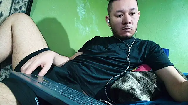 Snapshot of sweet_cock28 chatting on 02/13/25, 06:37 sweet cock28 online show from 02/13/25, 06:37