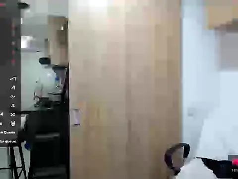 Danna Ross  online show from 05/29/26, 01:55