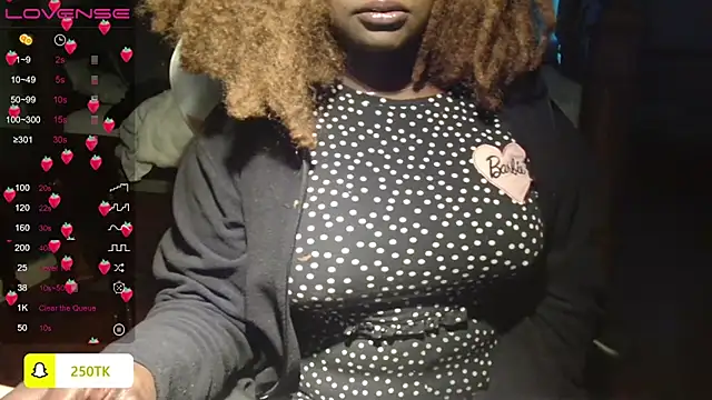 Snapshot of Thepanthera chatting on 01/14/25, 03:36 Thepanthera online show from 01/14/25, 03:36