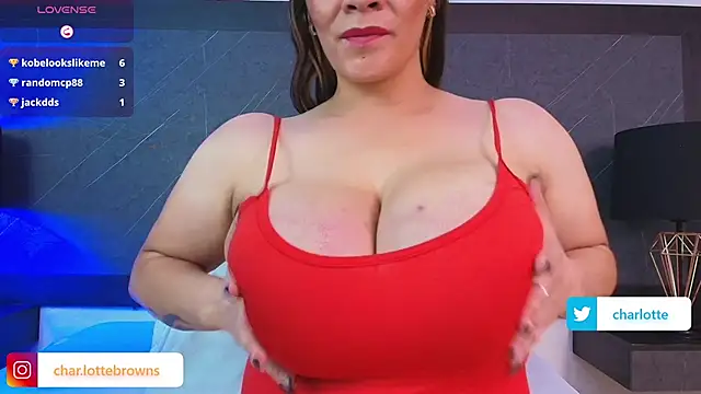 Snapshot of big_tits_in_your_face chatting on 03/06/25, 11:53 big tits in your face online show from 03/06/25, 11:53