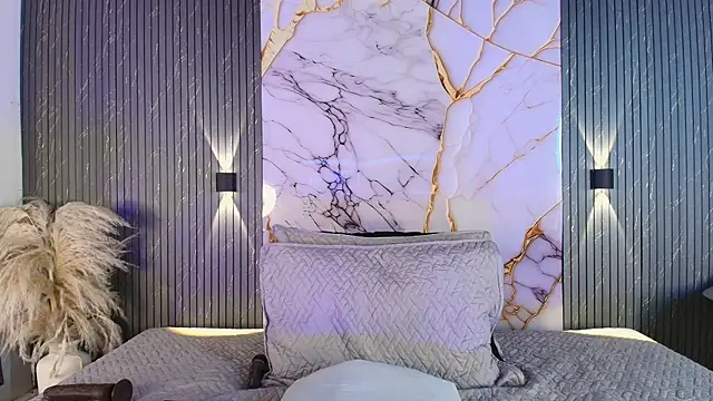 big tits in your face online show from 04/07/26, 10:22