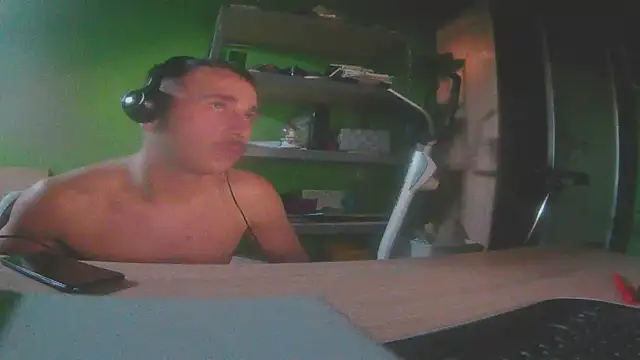 capoloveu online show from 03/03/25, 03:22