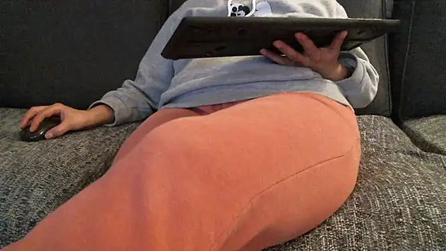 mysteriouscouple001 online show from 04/03/26, 09:54