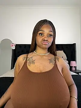 Yung-Missy online show from 07/23/26, 06:22