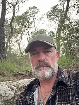 DaddybearVLC online show from 02/25/25, 03:53