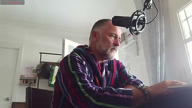 DaddybearVLC online show from 11/01/25, 11:59