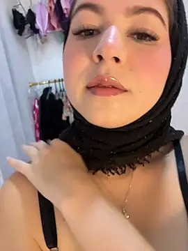 Snapshot of naughty__angel chatting on 11/15/25, 12:42 naughty angel online show from 11/15/25, 12:42