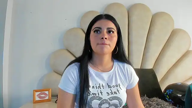 Snapshot of Natasha__Blue chatting on 03/17/25, 07:15 Natasha Blue online show from 03/17/25, 07:15