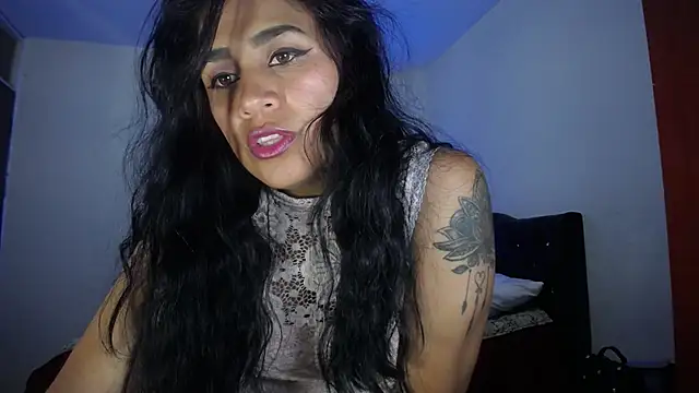 Snapshot of pinky_violeta chatting on 02/11/25, 12:25 pinky violeta online show from 02/11/25, 12:25
