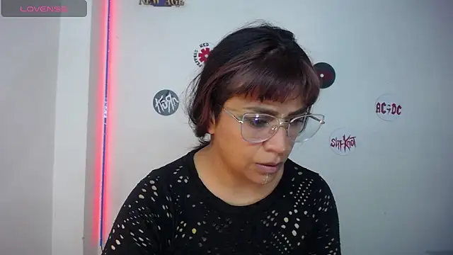 pinky violeta online show from 05/10/26, 06:10