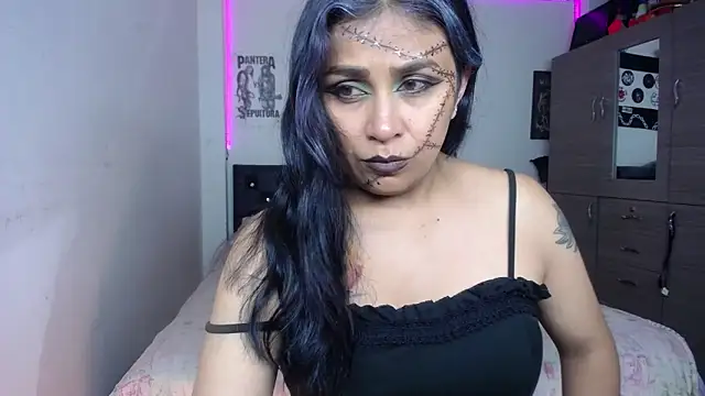 Snapshot of pinky_violeta chatting on 10/07/25, 11:28 pinky violeta online show from 10/07/25, 11:28