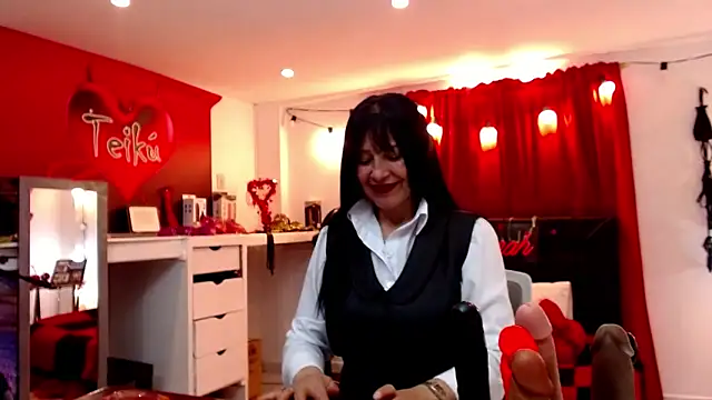 Sarah teiku online show from 03/10/26, 06:23