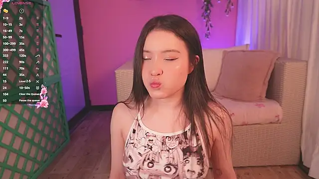 Micaela  4 online show from 04/01/26, 07:44