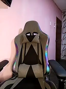 kanyat  online show from 10/04/25, 08:21