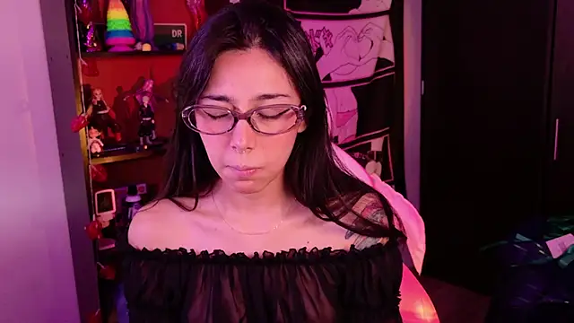 amber yull online show from 06/18/26, 03:50
