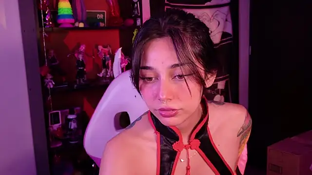 amber yull online show from 06/17/26, 01:16