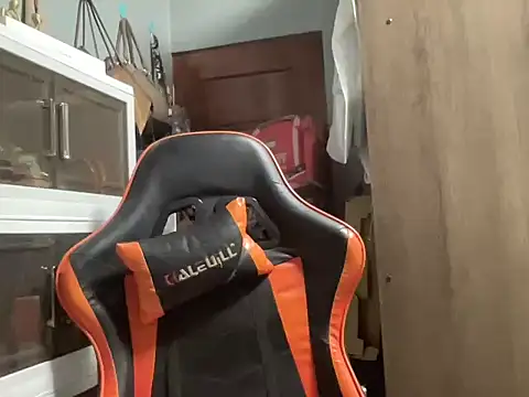 Snapshot of UrLove_Marga chatting on 10/29/25, 09:47 UrLove Marga online show from 10/29/25, 09:47