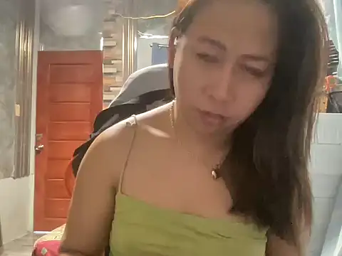 Snapshot of UrLove_Marga chatting on 06/08/26, 10:10 UrLove Marga online show from 06/08/26, 10:10