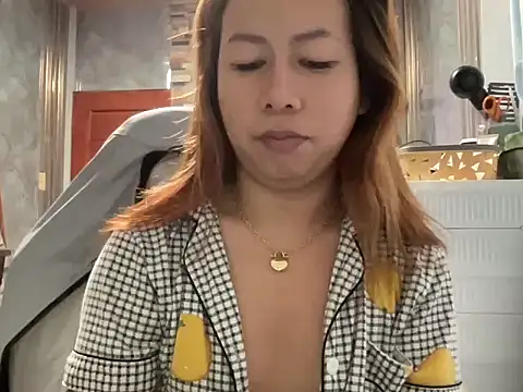 Snapshot of UrLove_Marga chatting on 05/02/26, 10:48 UrLove Marga online show from 05/02/26, 10:48