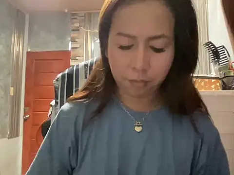 Snapshot of UrLove_Marga chatting on 06/19/26, 11:09 UrLove Marga online show from 06/19/26, 11:09