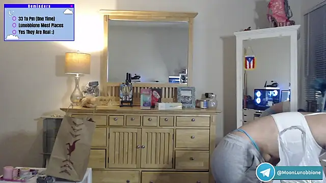 Snapshot of Lunobbione chatting on 03/01/26, 12:10 Lunobbione online show from 03/01/26, 12:10