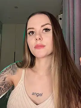Alina Vibe Me online show from 02/25/26, 11:48