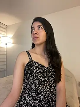 Snapshot of saori_10 chatting on 01/14/26, 05:55 saori 10 online show from 01/14/26, 05:55