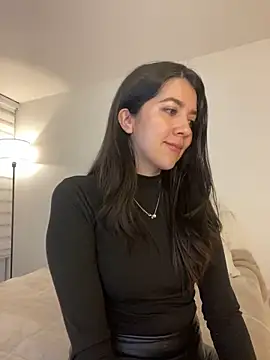 Snapshot of saori_10 chatting on 01/06/26, 05:22 saori 10 online show from 01/06/26, 05:22