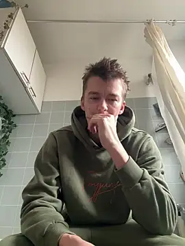 Snapshot of Toyjungee chatting on 02/08/26, 10:35 Toyjungee online show from 02/08/26, 10:35