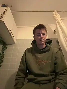 Snapshot of Toyjungee chatting on 02/07/26, 06:49 Toyjungee online show from 02/07/26, 06:49