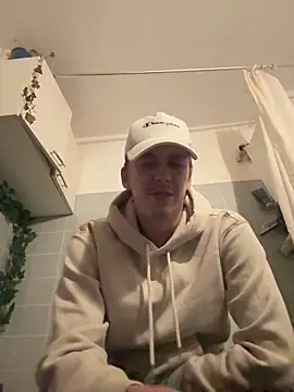 Toyjungee online show from 03/06/26, 07:42