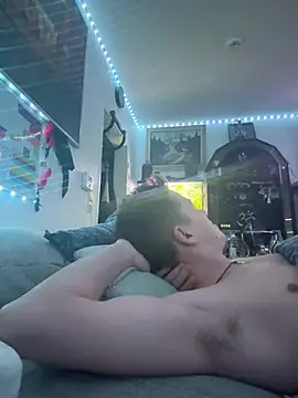 Snapshot of Toyjungee chatting on 01/12/26, 08:10 Toyjungee online show from 01/12/26, 08:10