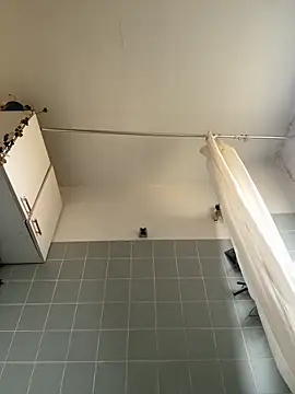 Toyjungee online show from 11/03/25, 10:08