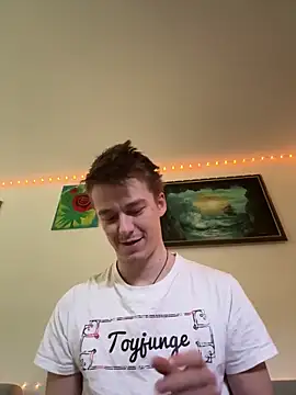 Snapshot of Toyjungee chatting on 02/06/26, 10:11 Toyjungee online show from 02/06/26, 10:11