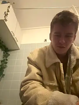 Toyjungee online show from 11/12/25, 12:37