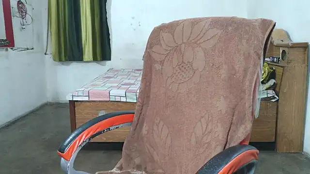 Cute Mahi22 online show from 05/05/26, 03:53