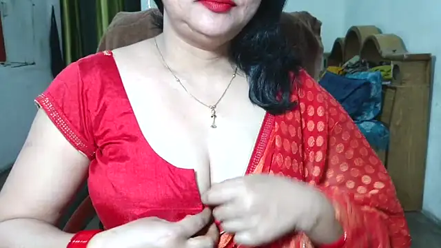 Cute Mahi22 online show from 03/19/26, 11:10